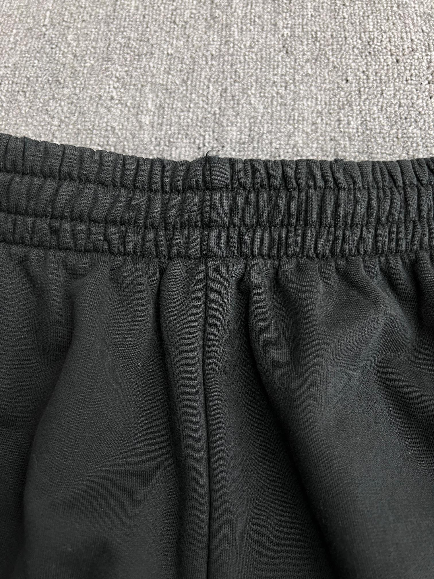 BALENCIAGA BACK sports shorts