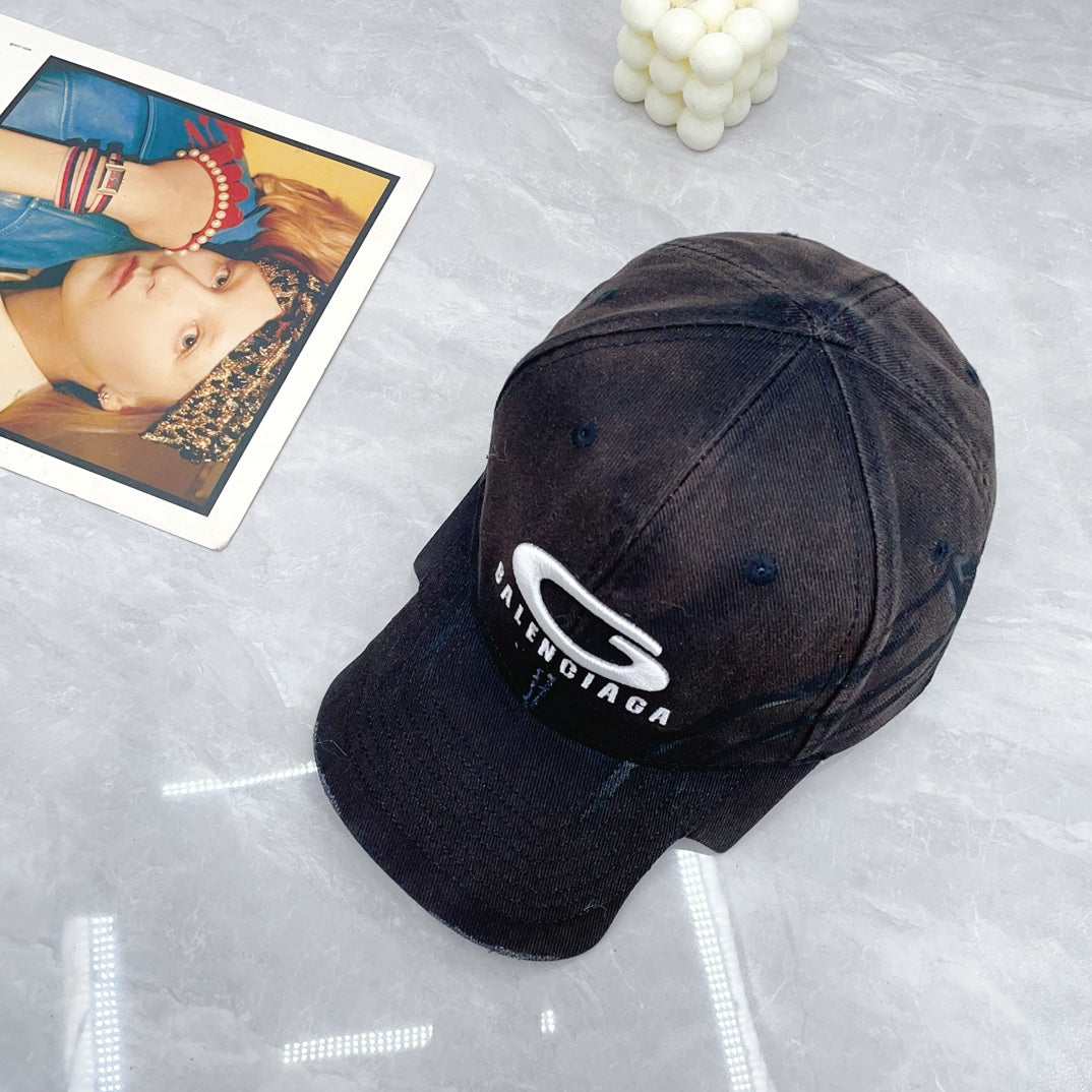 BALENCIAGA Y2K Cap "Black"