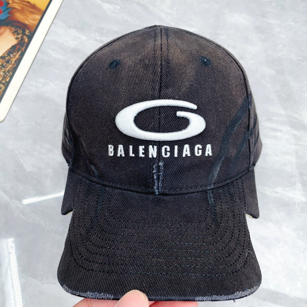 BALENCIAGA Y2K Cap "Black"