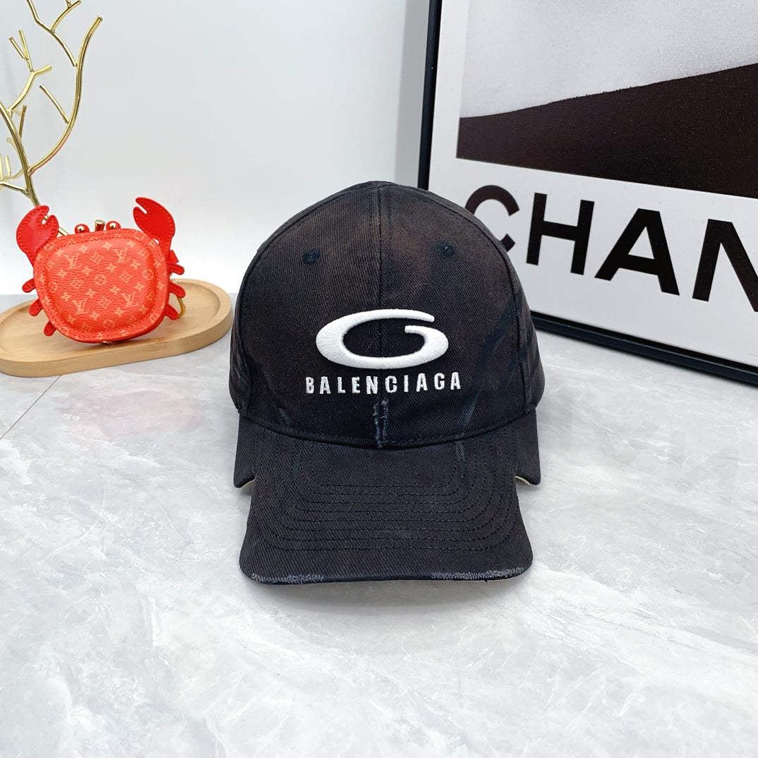 BALENCIAGA Y2K Cap "Black"