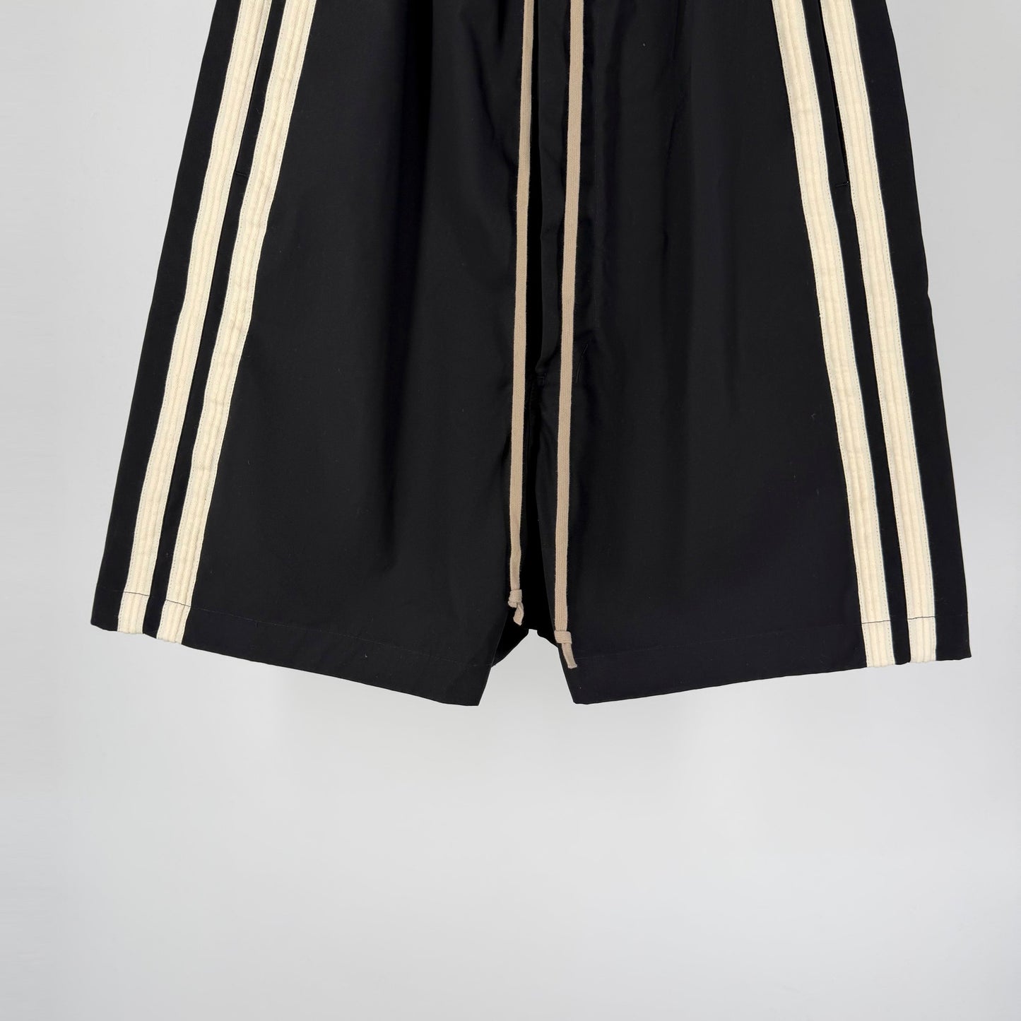 RICK OWENS Side Stripe Sarouel Half Pants