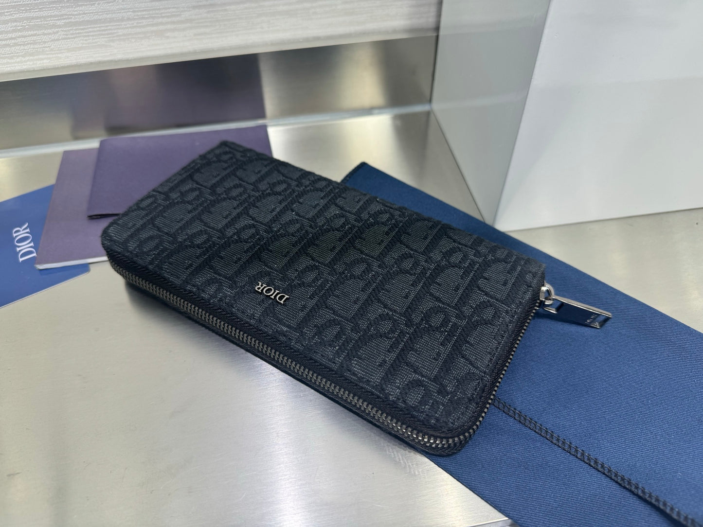 Dior Round zipper wallet