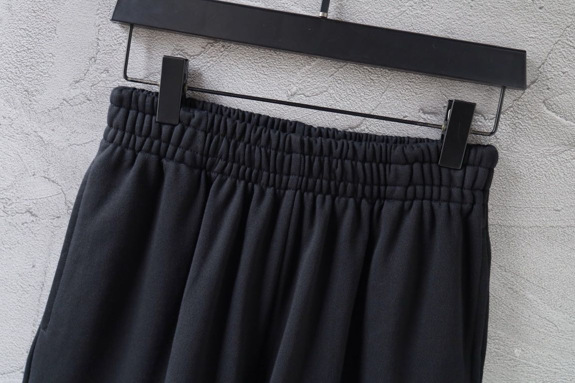 BALENCIAGA SWEAT Shorts Black