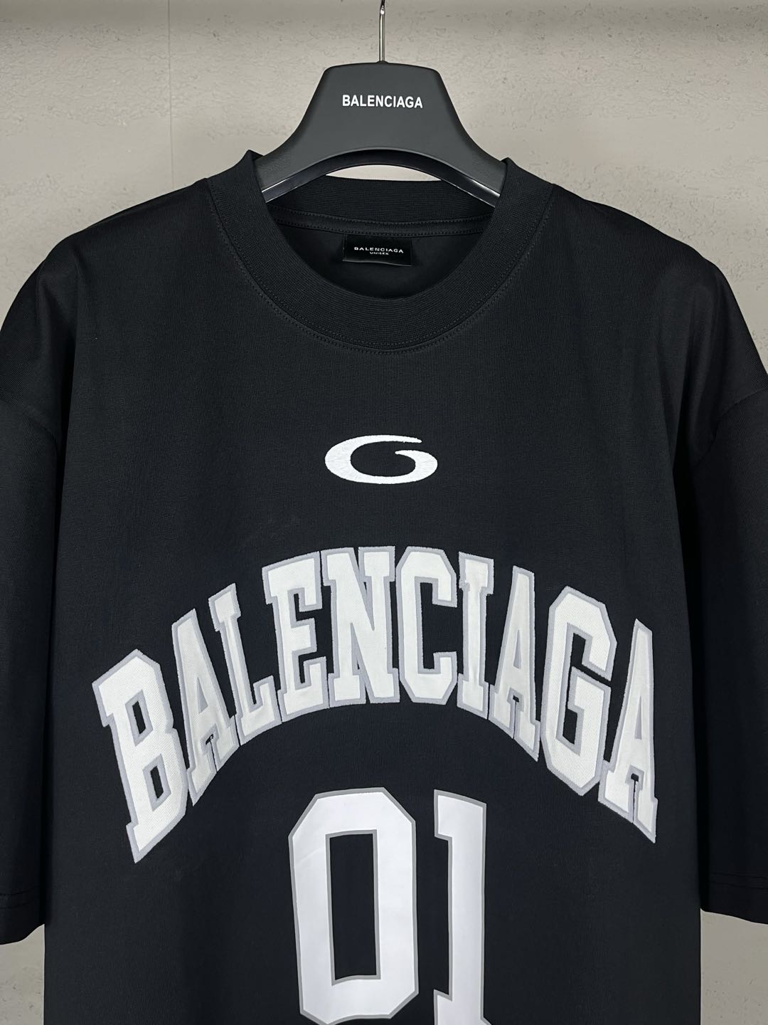 BALENCIAGA Men's Basketball Series Oversized T-Shirt "black"