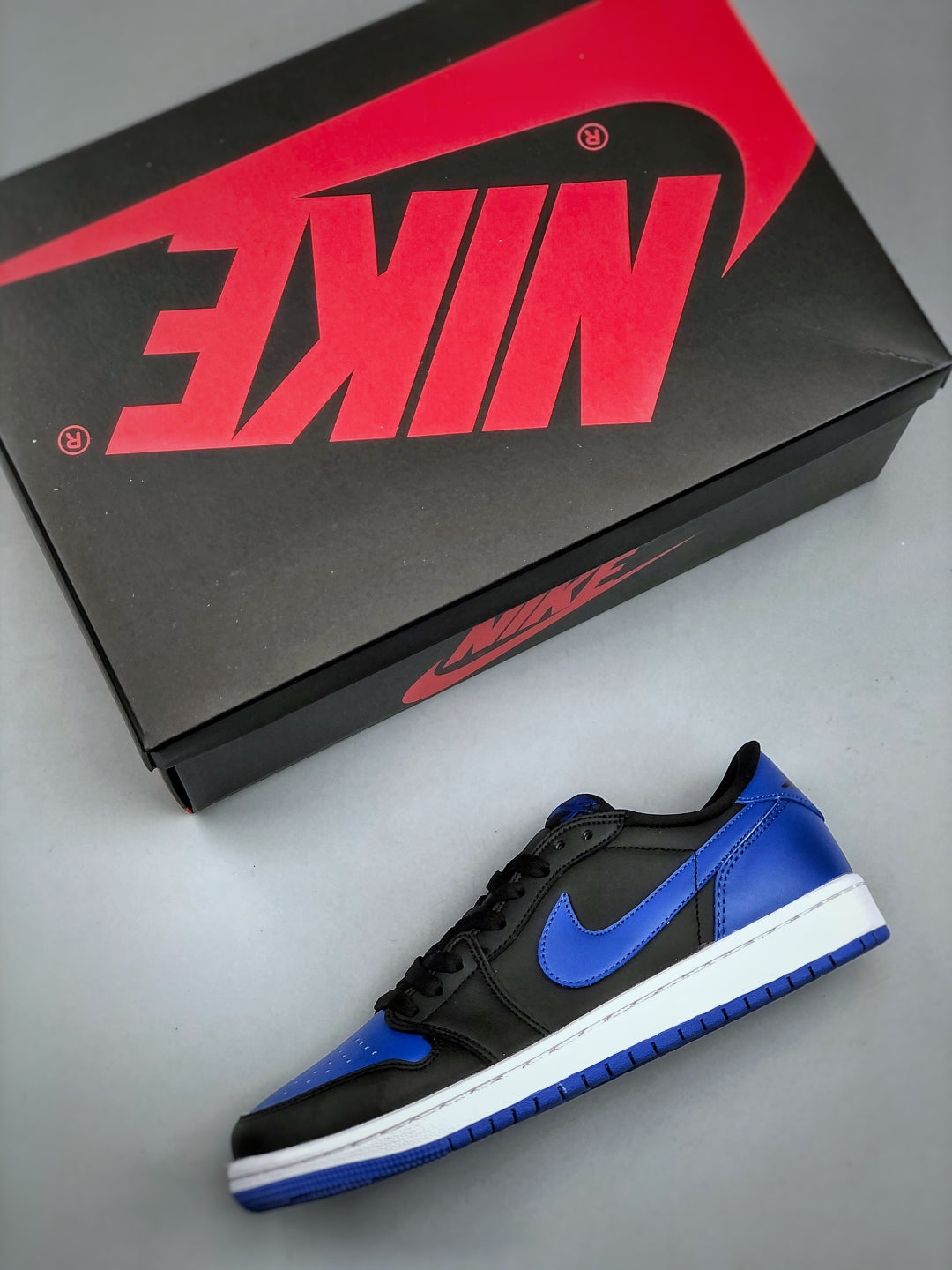 Nike Air Jordan 1 Low '85 "Black and Royal Blue"