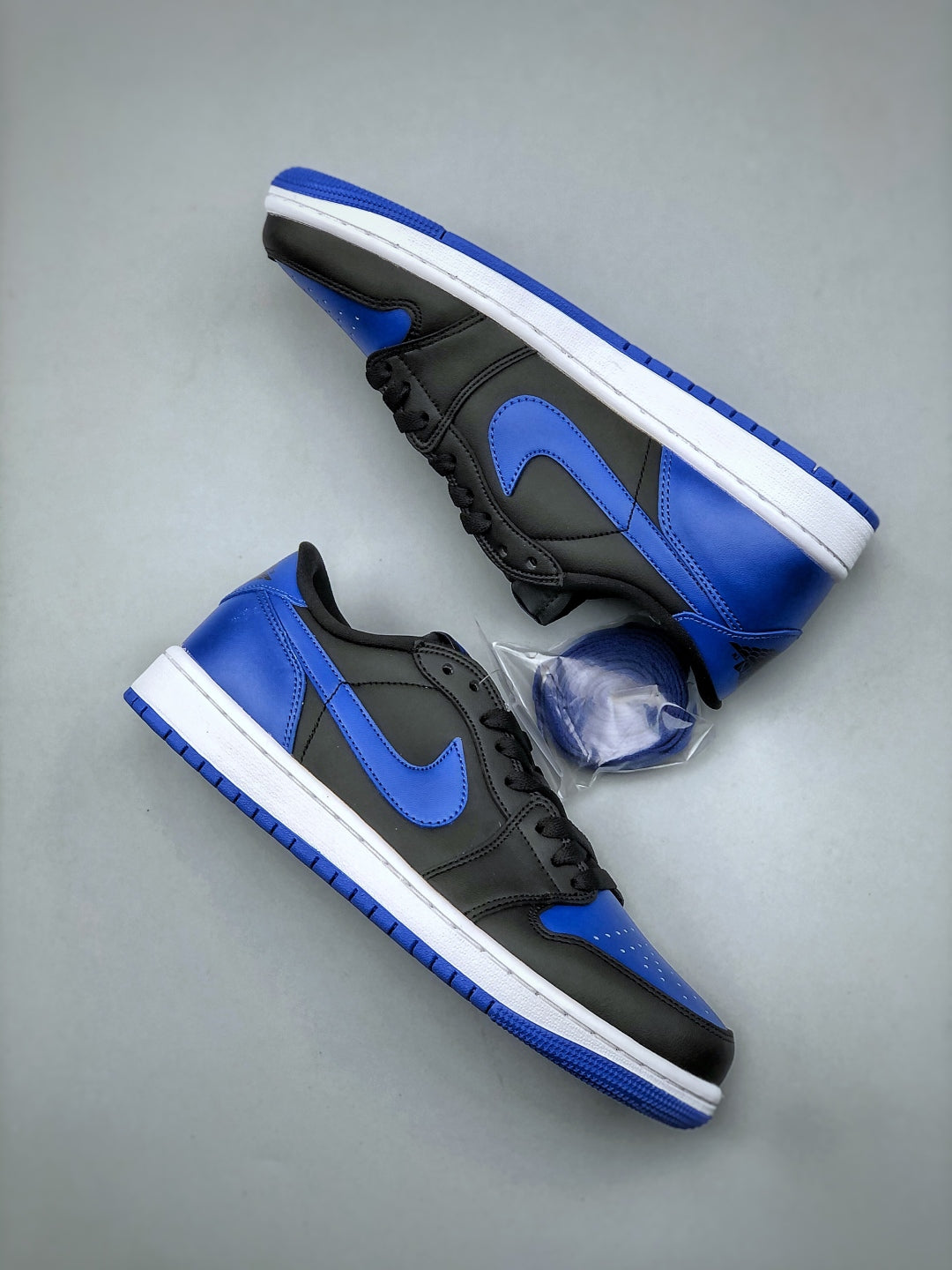 Nike Air Jordan 1 Low '85 "Black and Royal Blue"