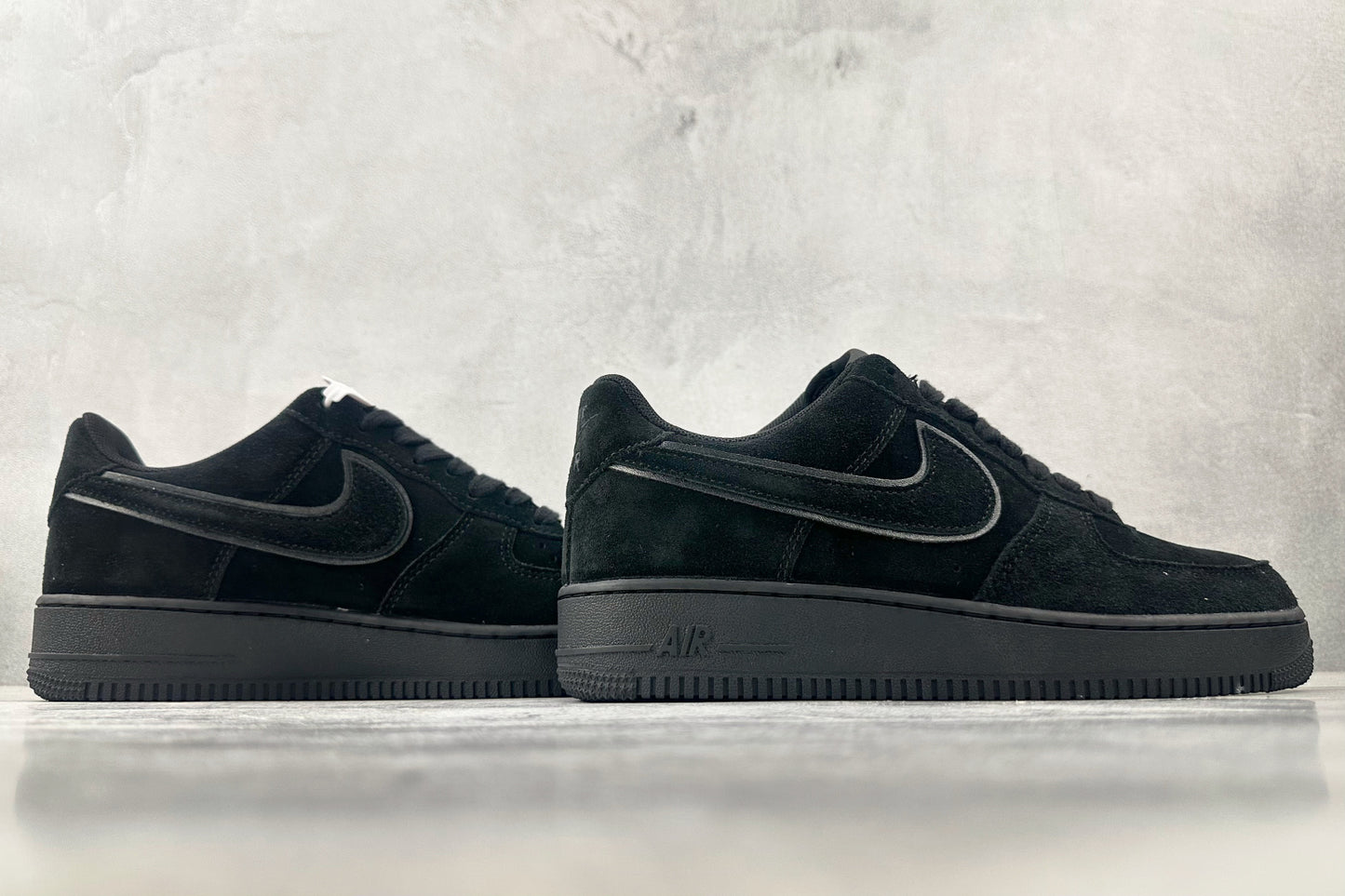 Nike Air Force 1 Low "Suede/Black Cat"