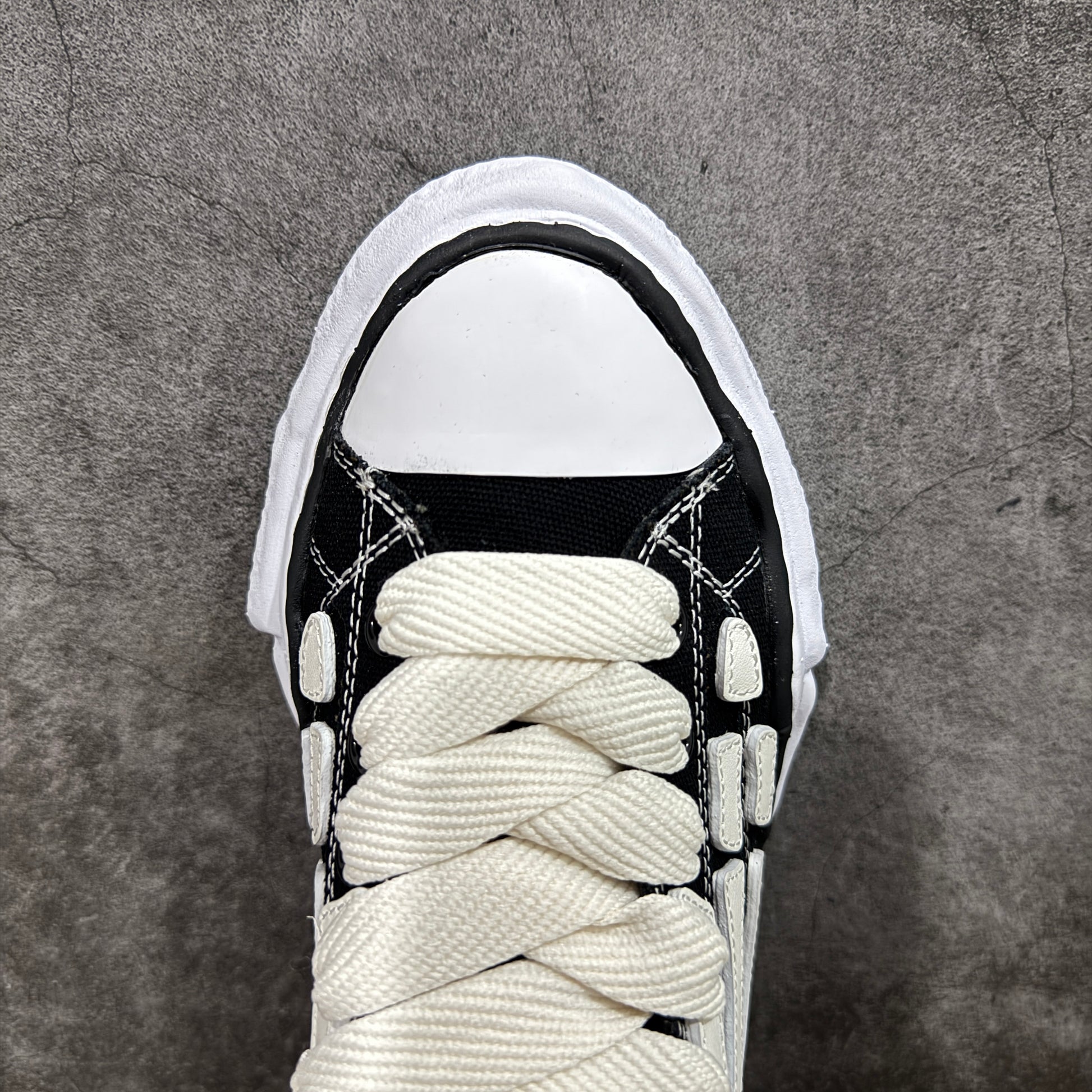 AMIRI × Maison MIHARA YASUHIRO PETERSON OG Sole Canvas Low-top Sneaker "Bones/Black"