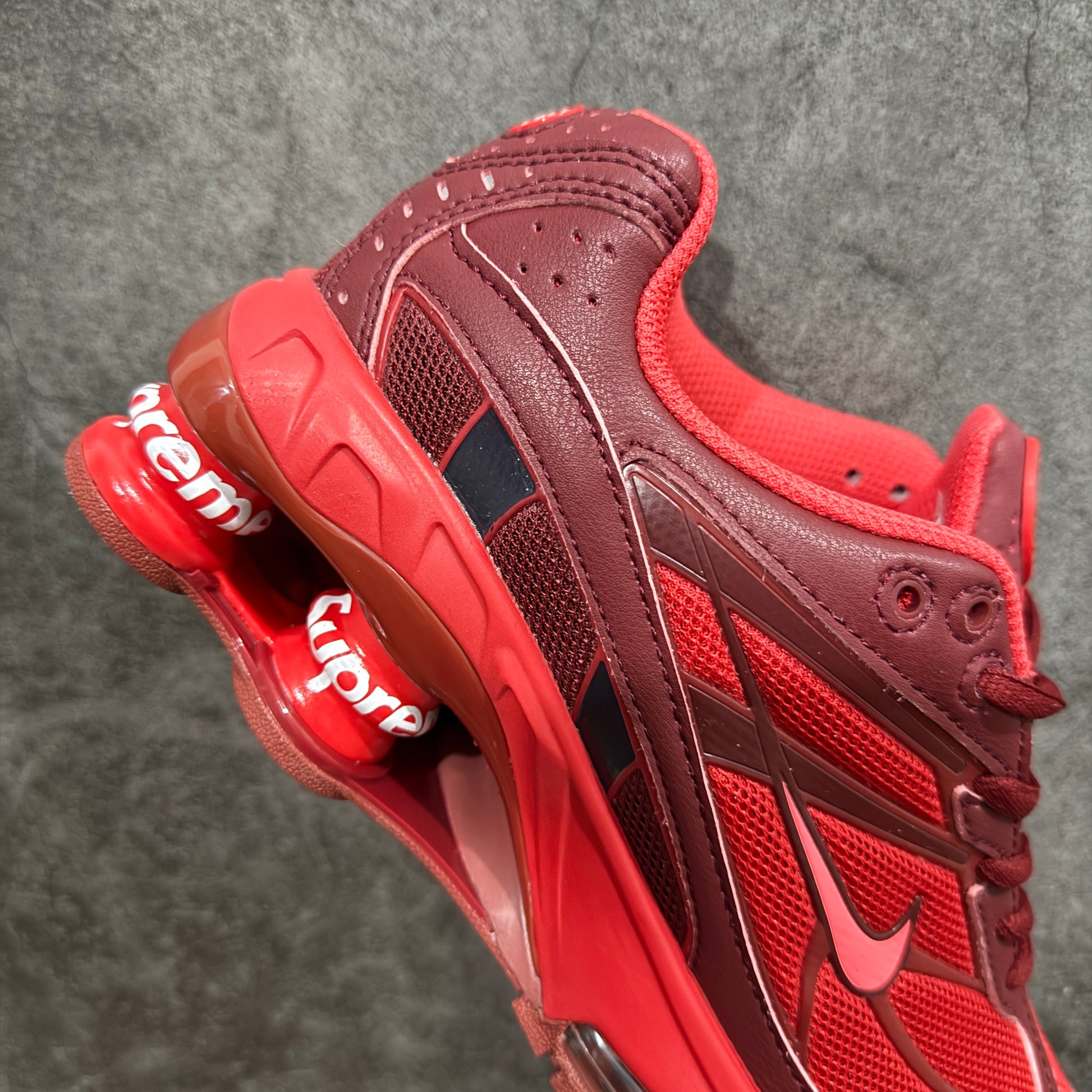 Supreme × Nike Shox Ride 2 "Speed Red/Siren Red-Barn"