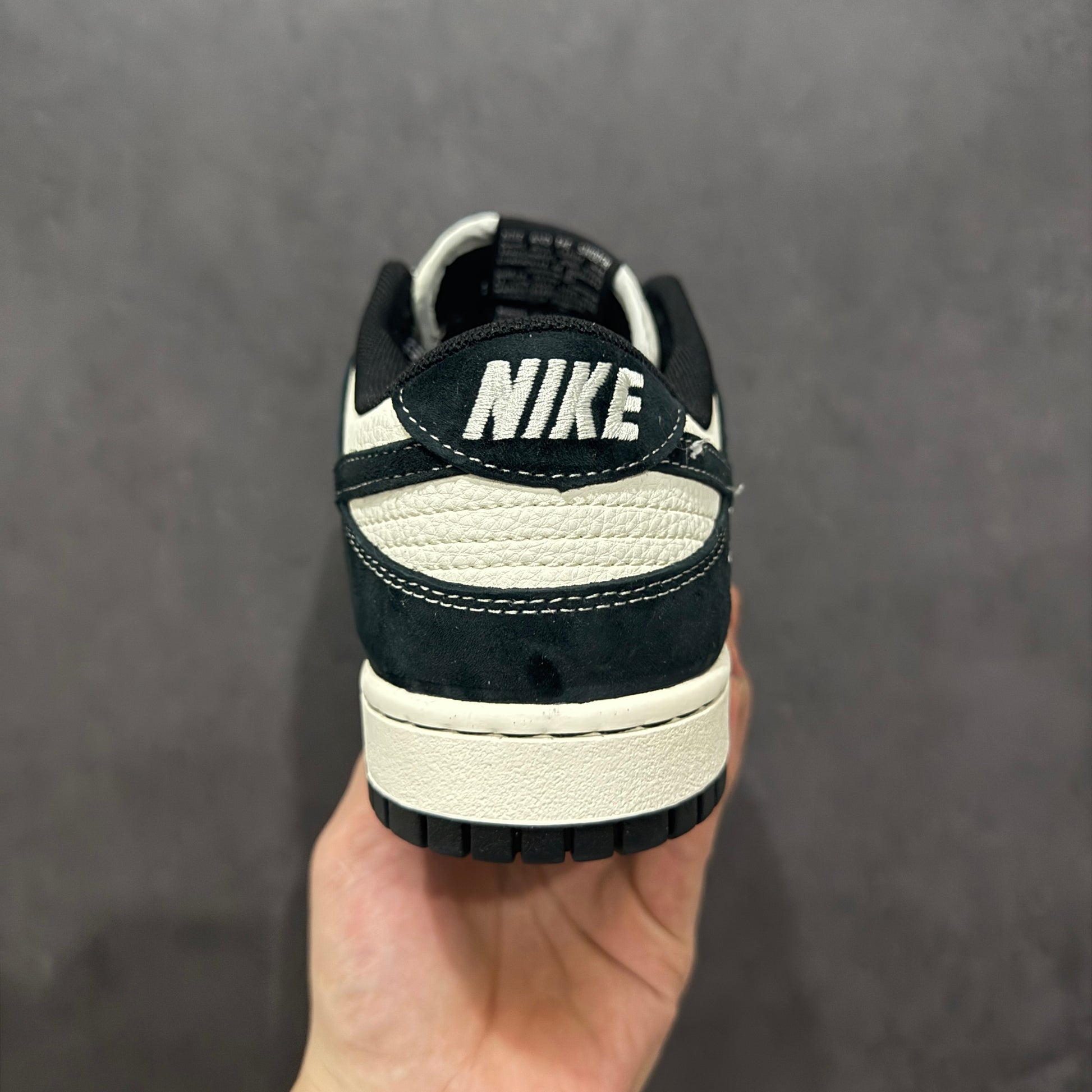 Nike SB Dunk Low x stussy