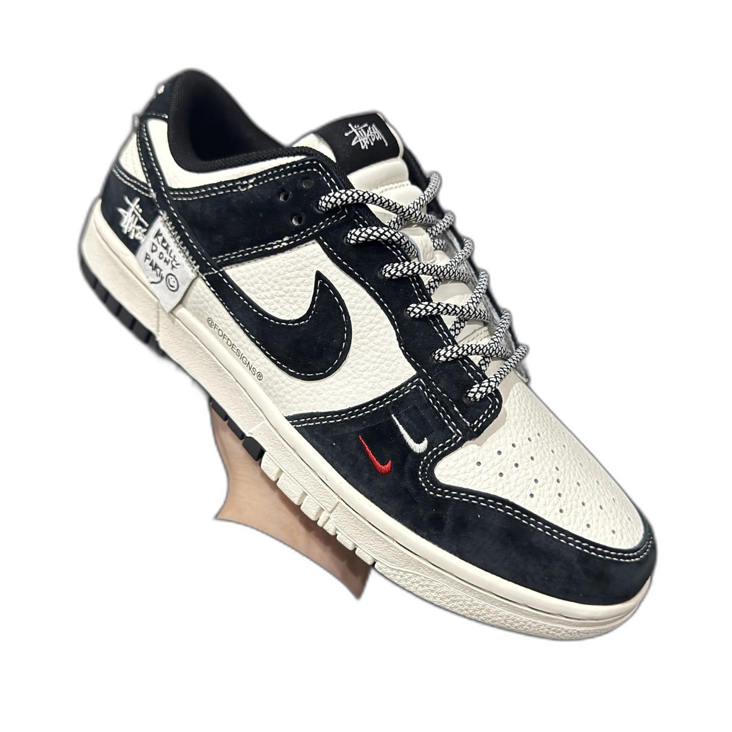 Nike SB Dunk Low x stussy