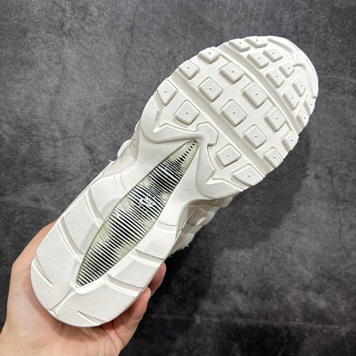 COMME des GARÇONS × Nike Air Max 95 "White"