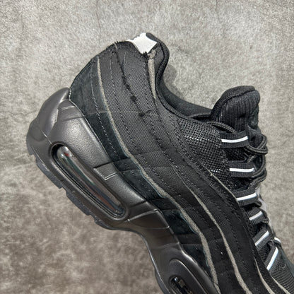COMME des GARÇONS × Nike Air Max 95 "Black"
