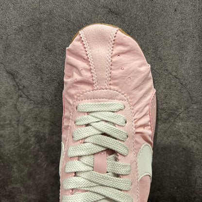 Jacquemus × Nike Women's Moon Shoe SP "Aluminum Pink"