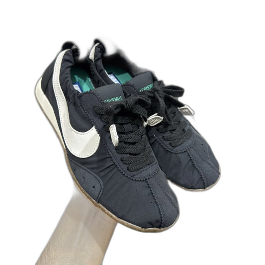 Jacquemus × Nike Women's Moon Shoe SP "Off Noir"