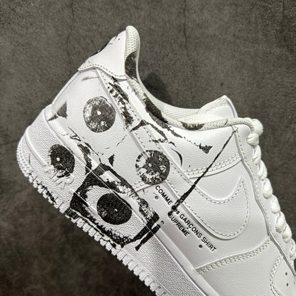 Supreme × Comme des Garçons SHIRT × Nike Air Force 1 Low "White"