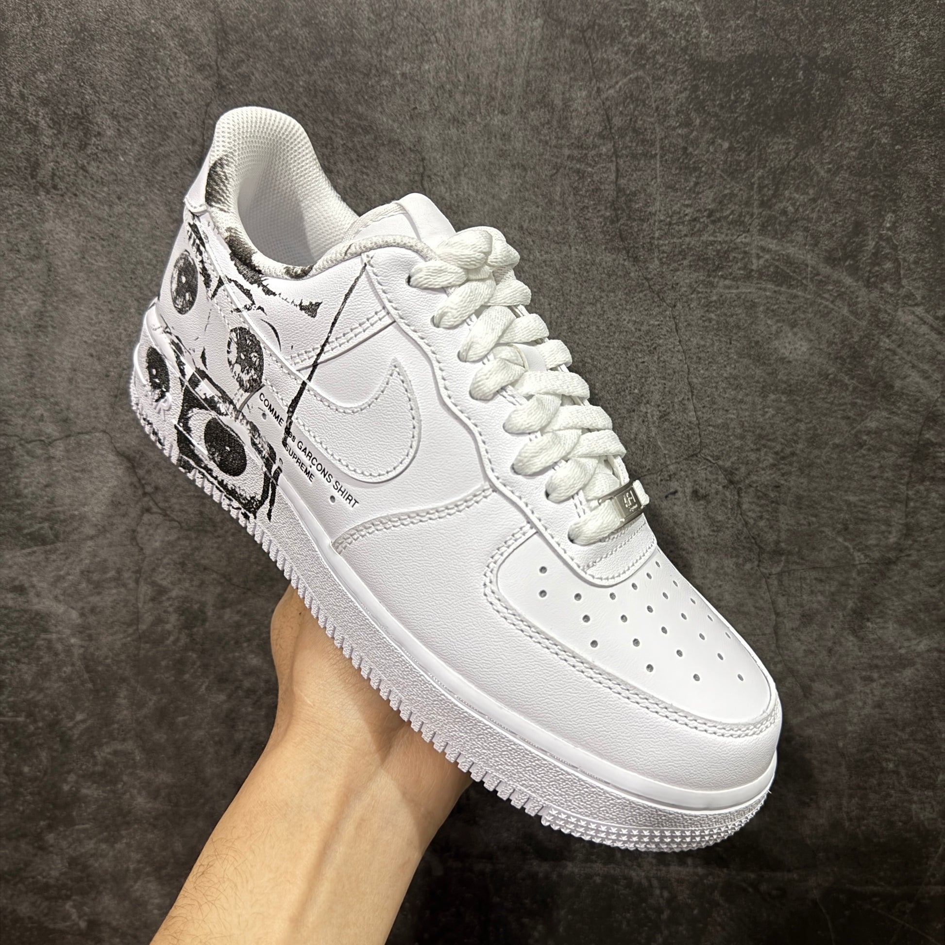 Supreme × Comme des Garçons SHIRT × Nike Air Force 1 Low "White"