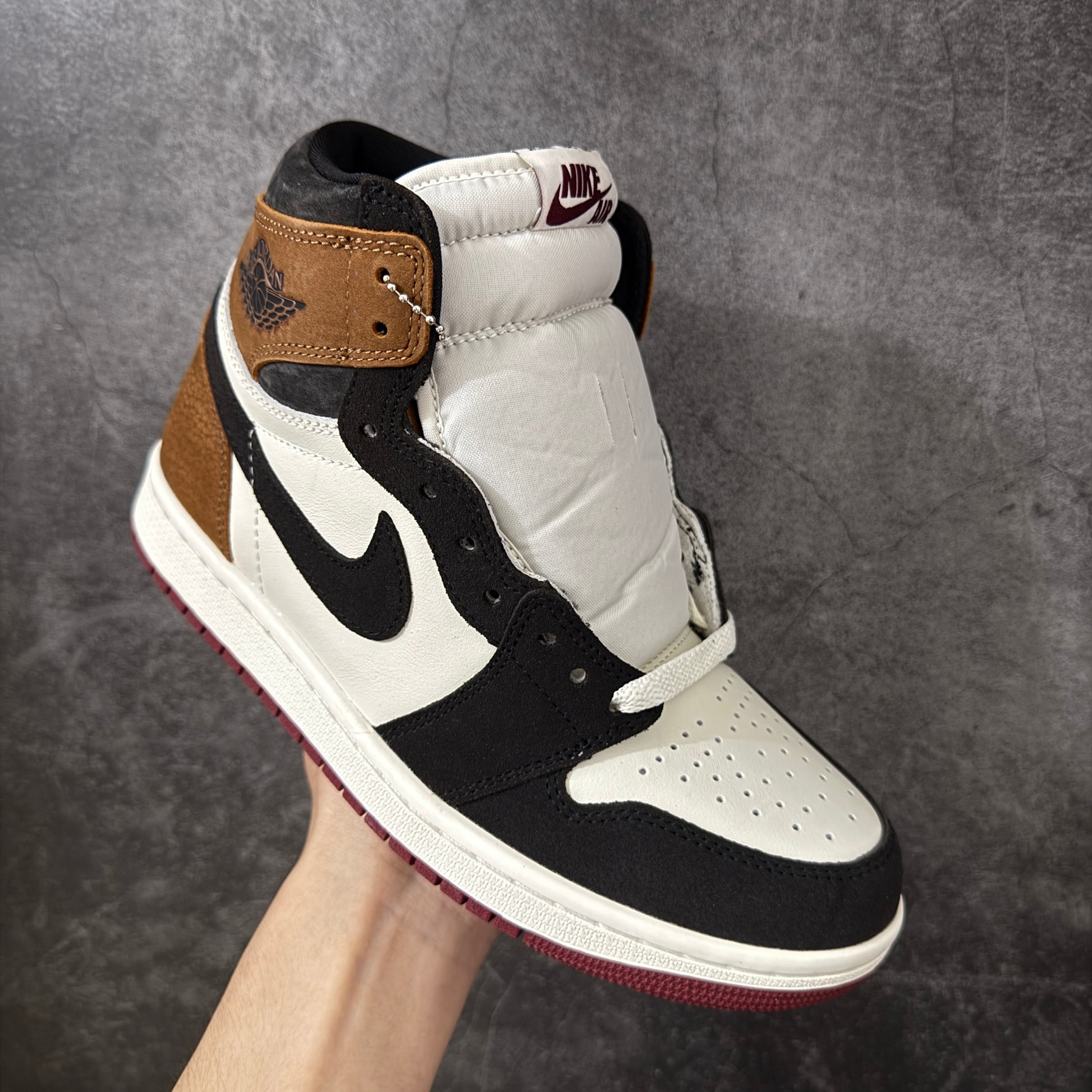 Nike Air Jordan 1 High OG "Love Letter"