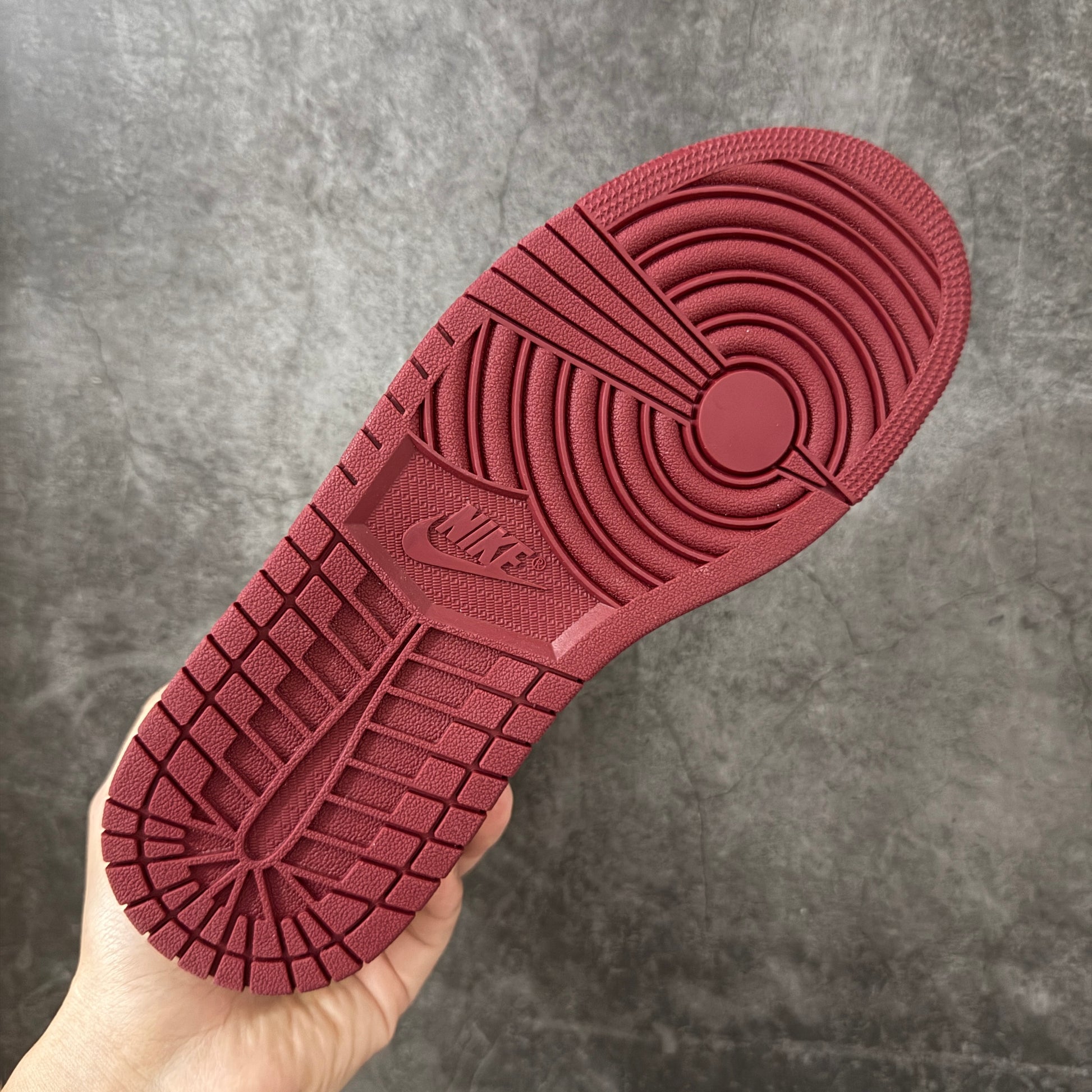 Nike Air Jordan 1 High OG "Love Letter"