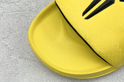 Nike Kobe Offcourt Slide "Lightning"