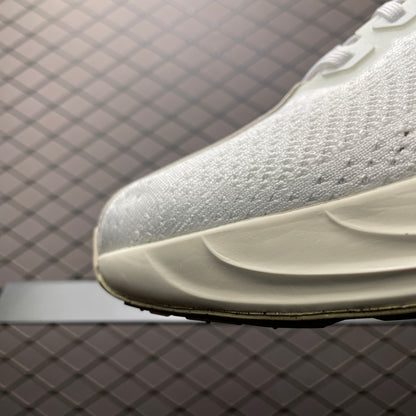 NIKE Pegasus Plus