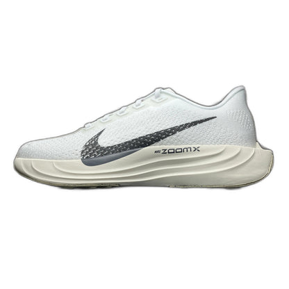 NIKE Pegasus Plus