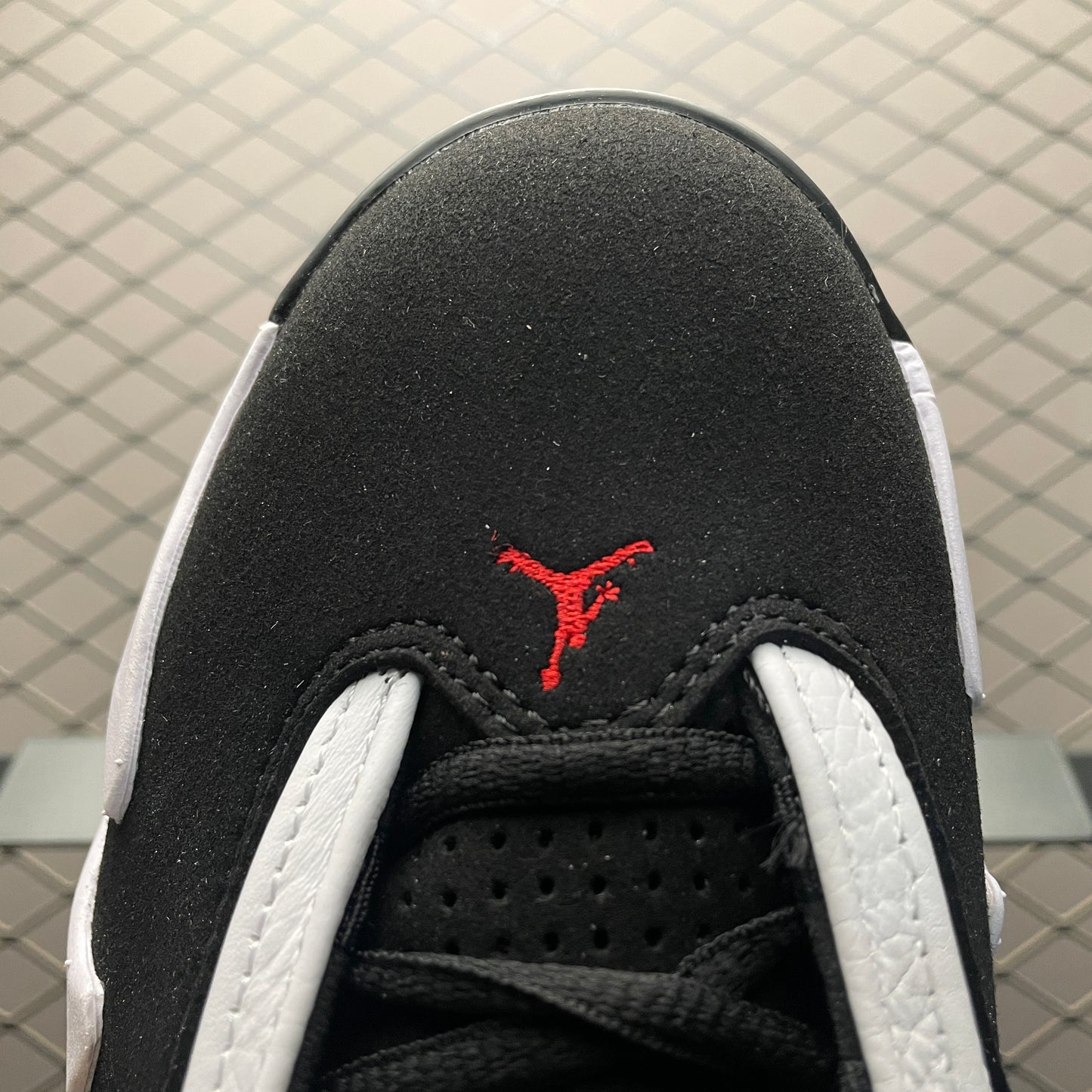 Nike Air Jordan 14 Retro "Black Toe"