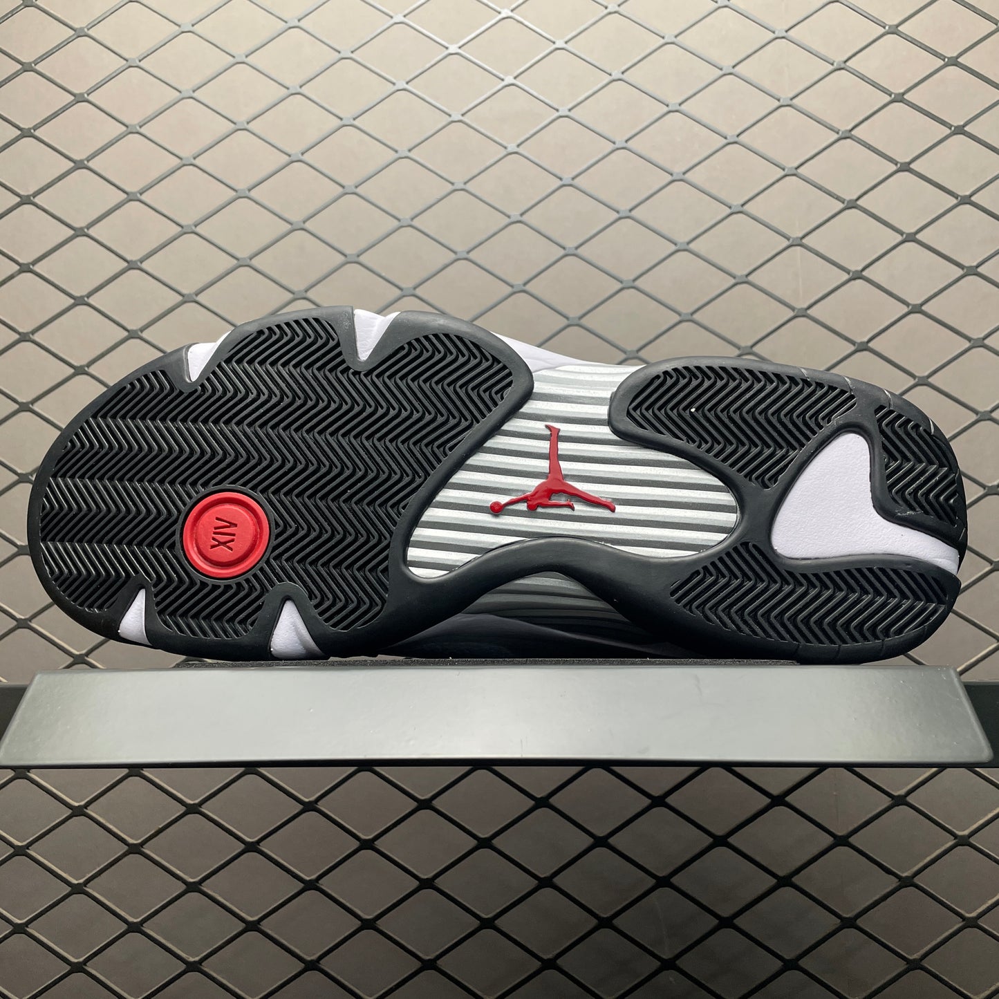Nike Air Jordan 14 Retro "Black Toe"