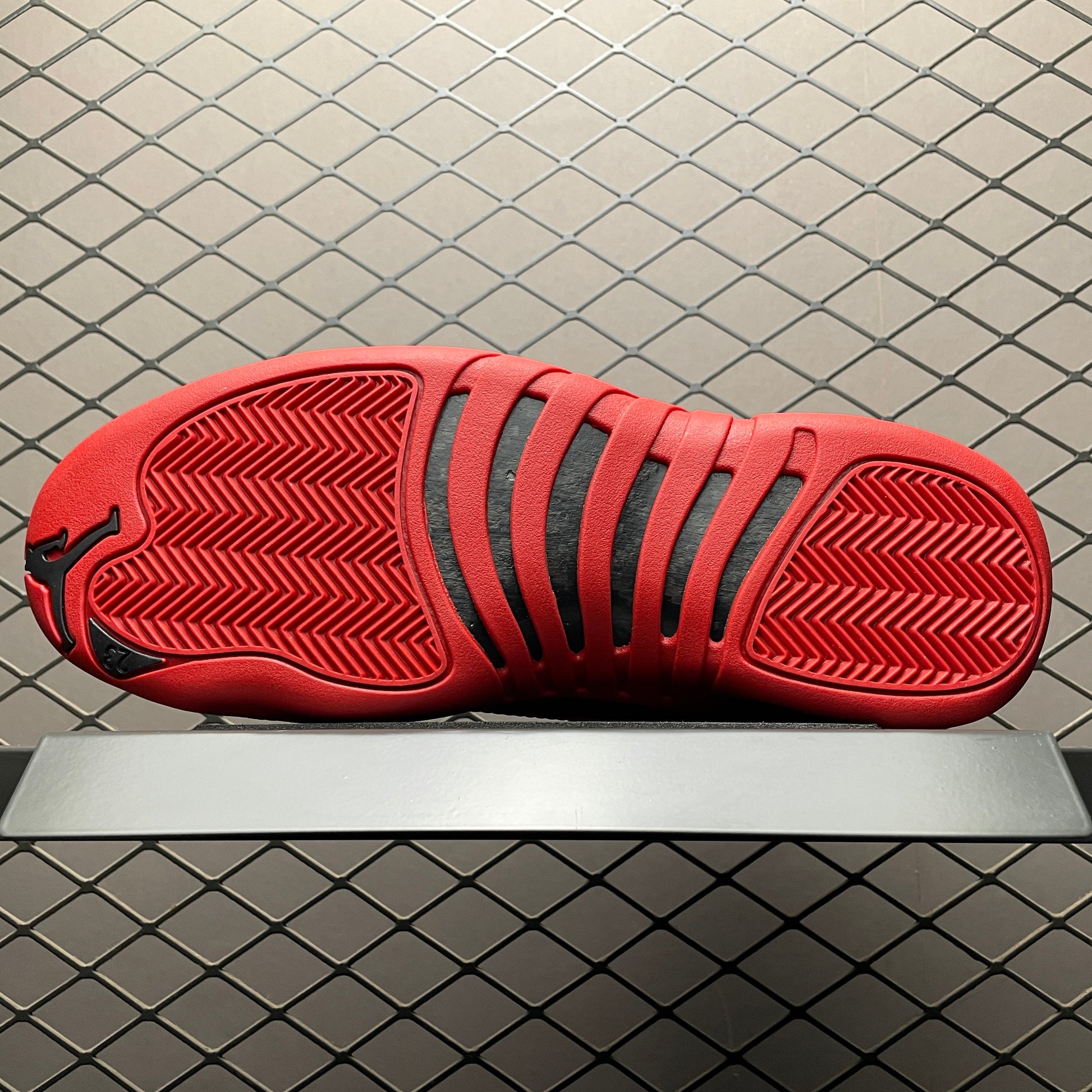 NIKE AIR JORDAN 12 RETRO "GYM RED" (2018)
