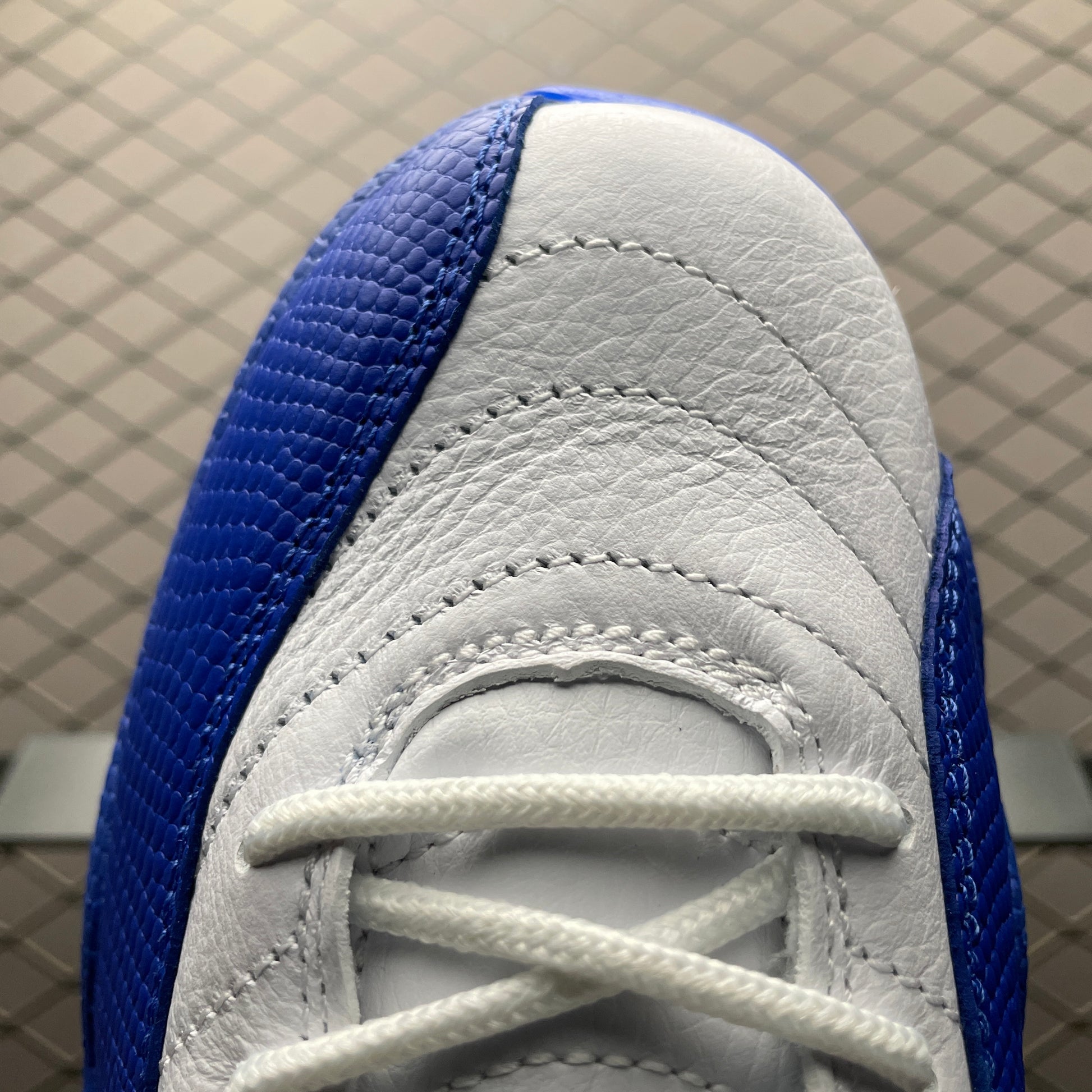 NIKE AIR Jordan 12 Retro Blueberry