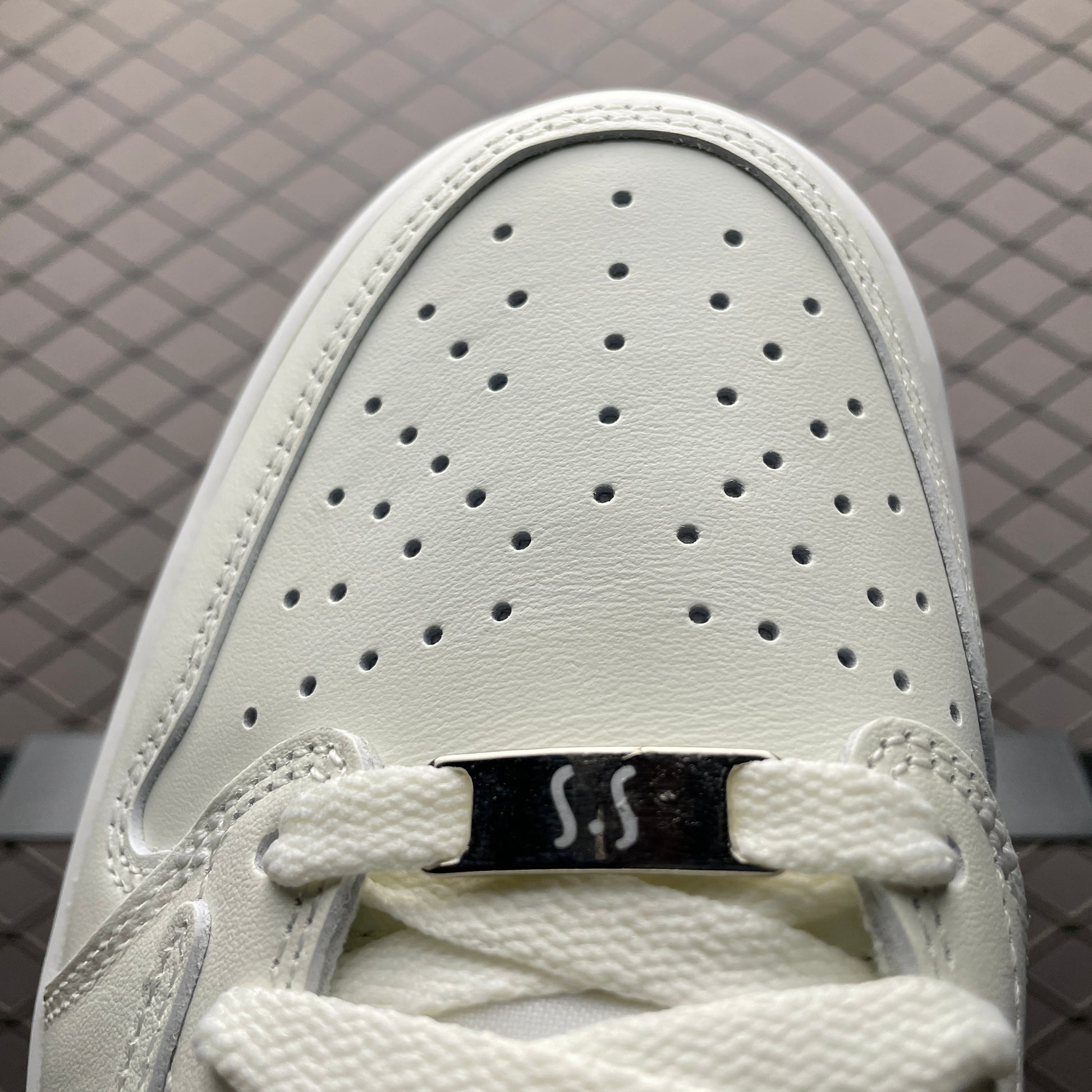 Travis Scott x Nike Air Jordan 1 Low OG “White Party