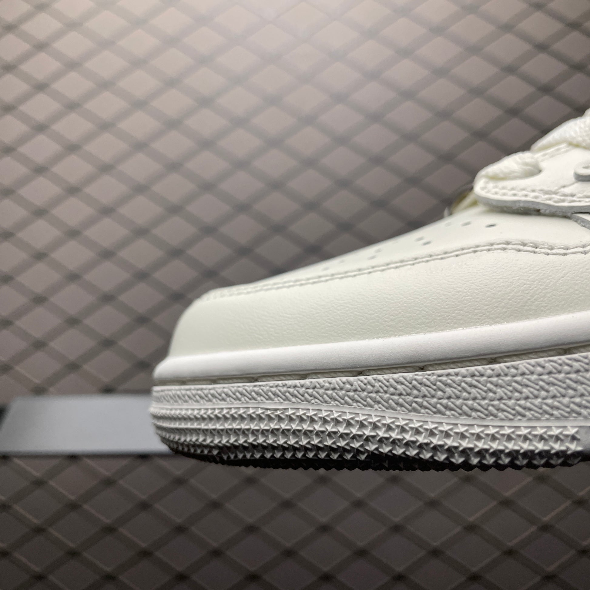 Travis Scott x Nike Air Jordan 1 Low OG “White Party