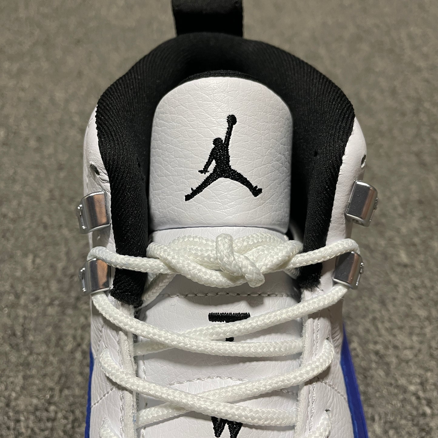 NIKE AIR Jordan 12 Retro Blueberry
