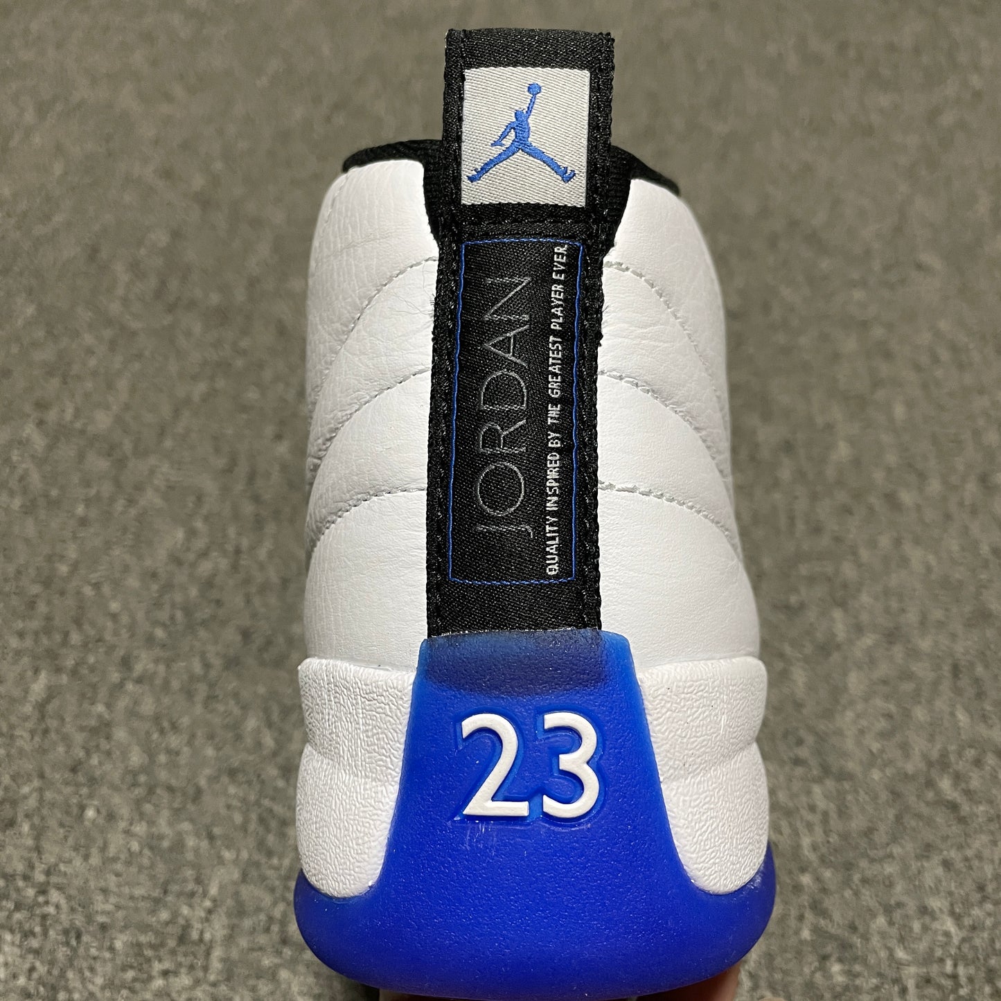 NIKE AIR Jordan 12 Retro Blueberry
