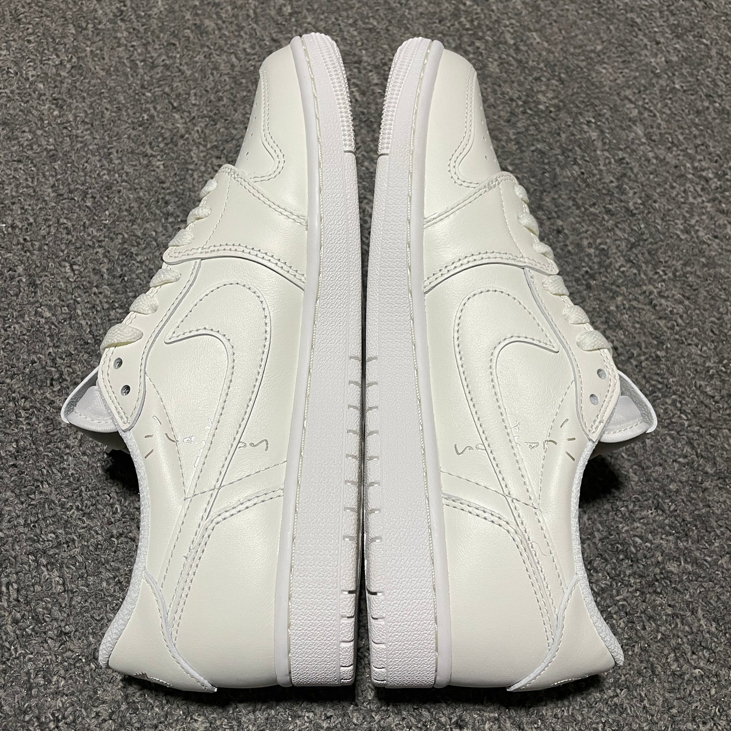 Travis Scott x Nike Air Jordan 1 Low OG “White Party