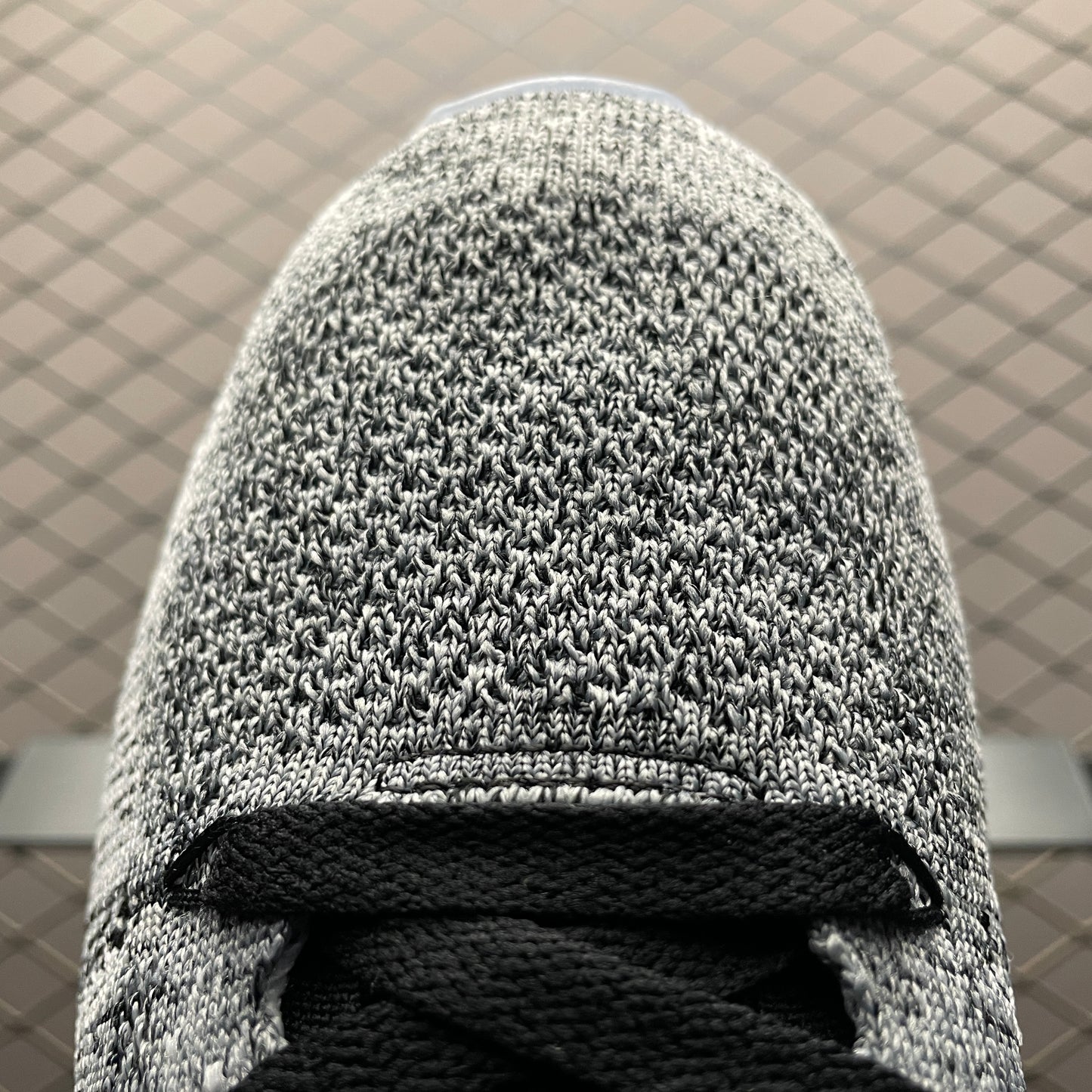 Nike Flyknit Air Max Oreo