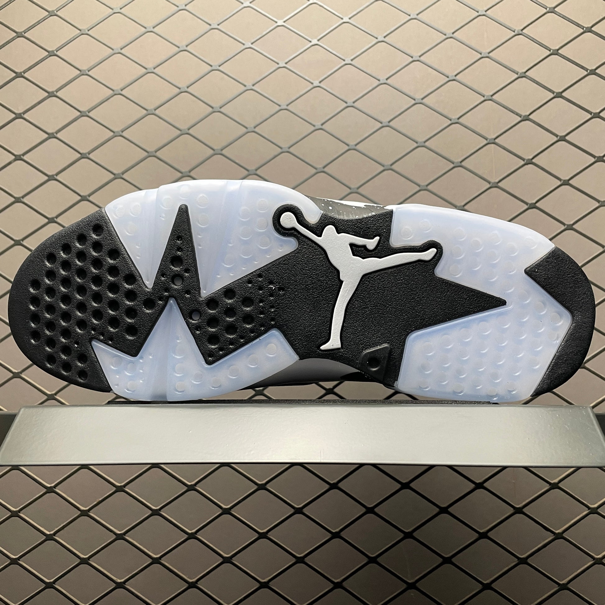 Nike air Jordan 6 Retro Reverse Oreo