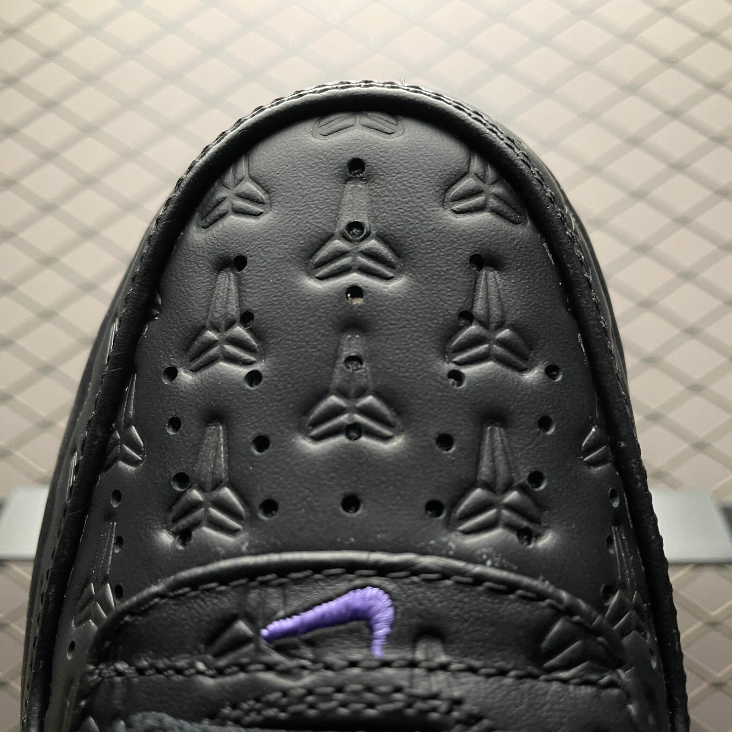 Kobe Bryant × Nike Air Force 1 Low "Black/Varsity Maize"
