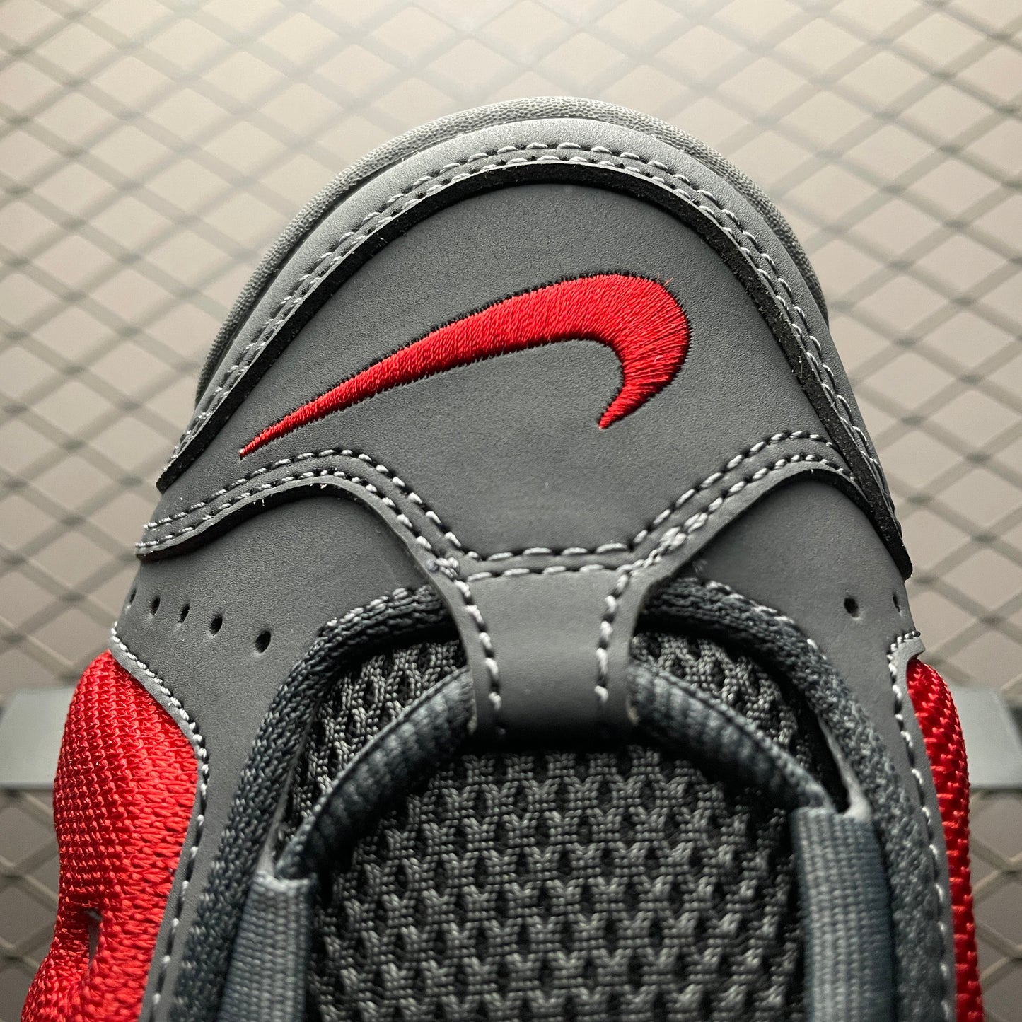 Air More Uptempo Low 'Dark Grey Light Crimson'
