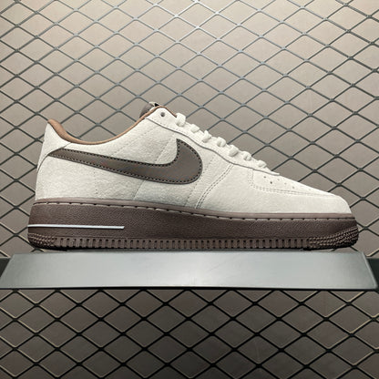 Nike Air Force 1 '07 "Light Orewood Brown/Baroque Brown"