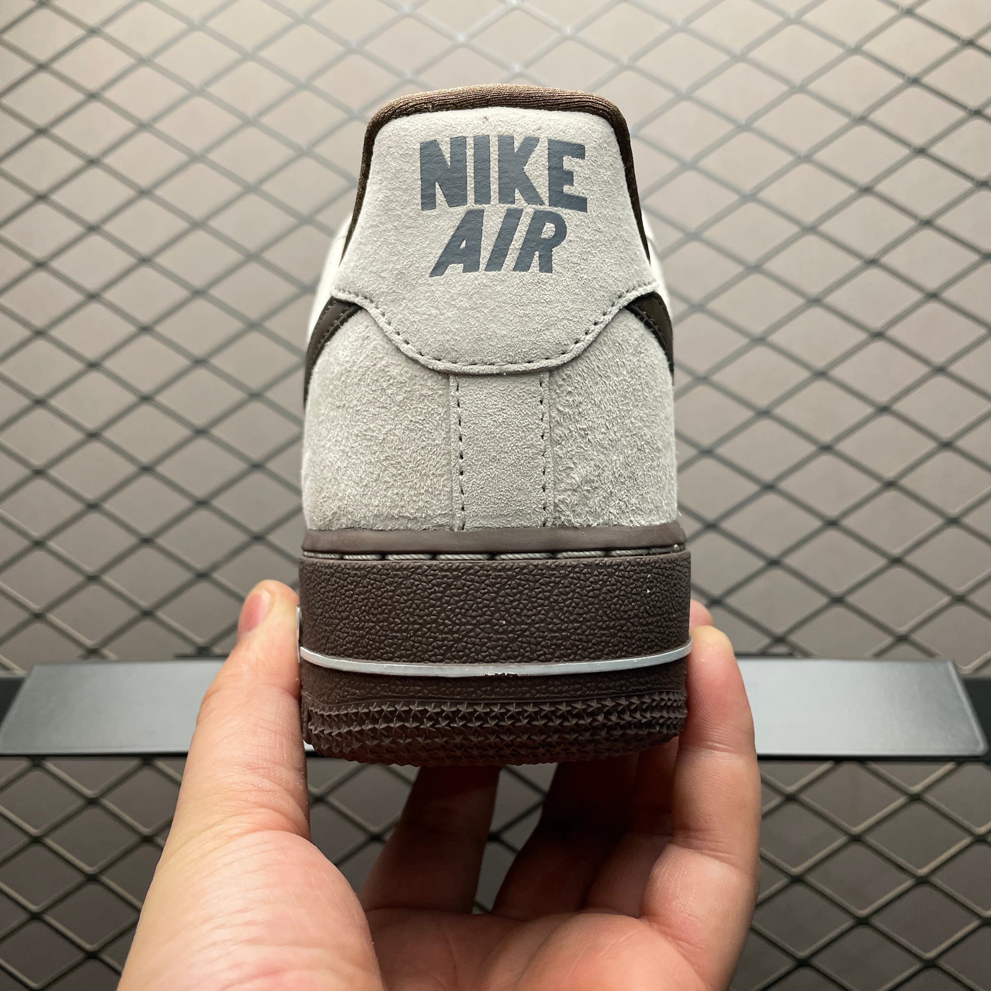 Nike Air Force 1 '07 "Light Orewood Brown/Baroque Brown"