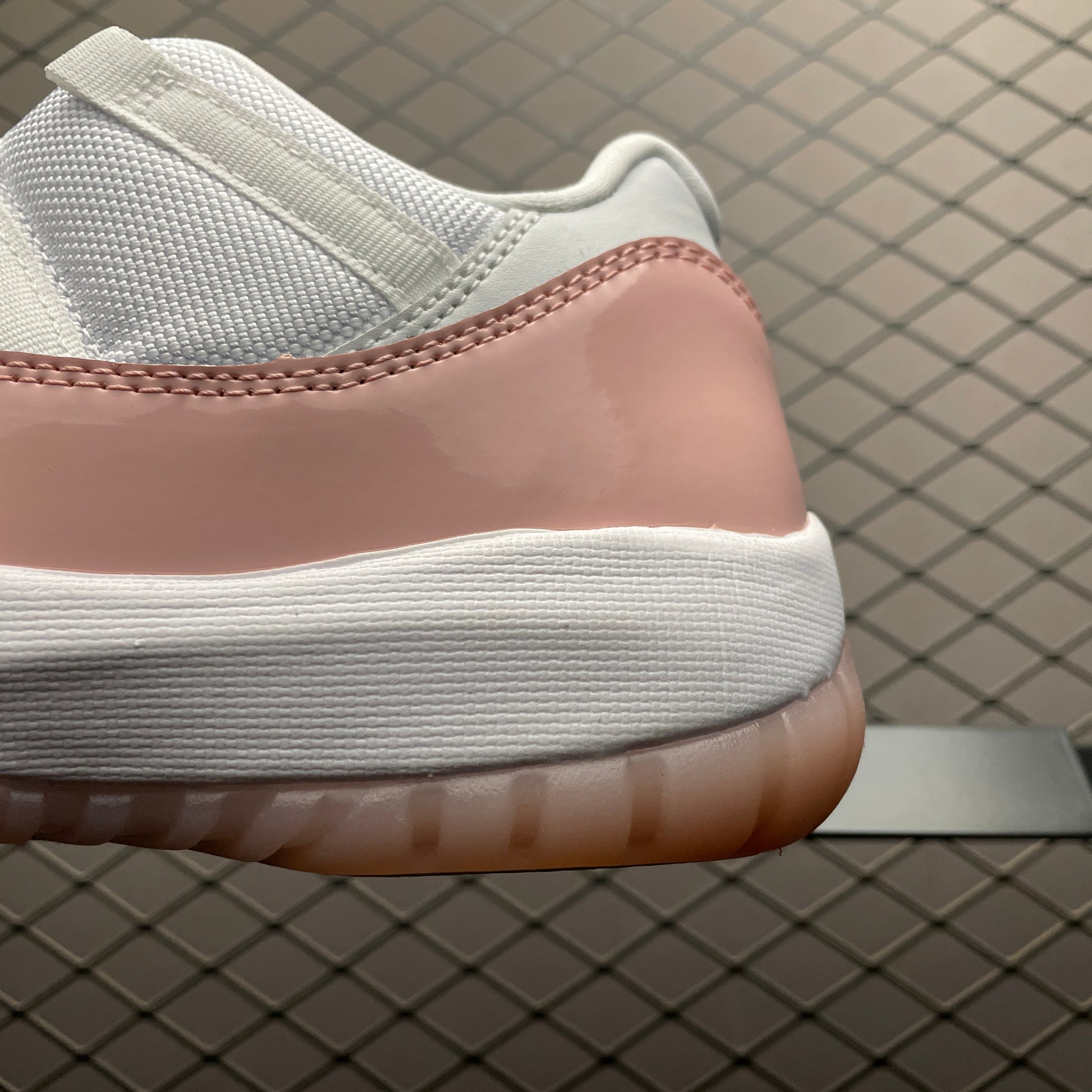 Nike Air Jordan 11 Retro Low "Legend Pink"