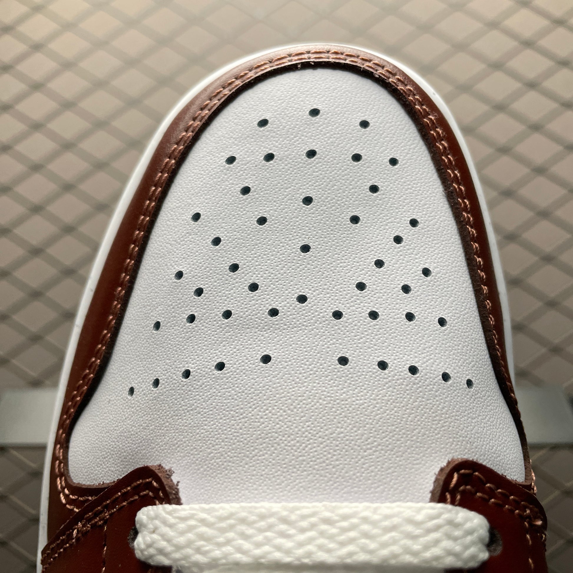 Nike Air Jordan 1 Low SE "Dark Pony"