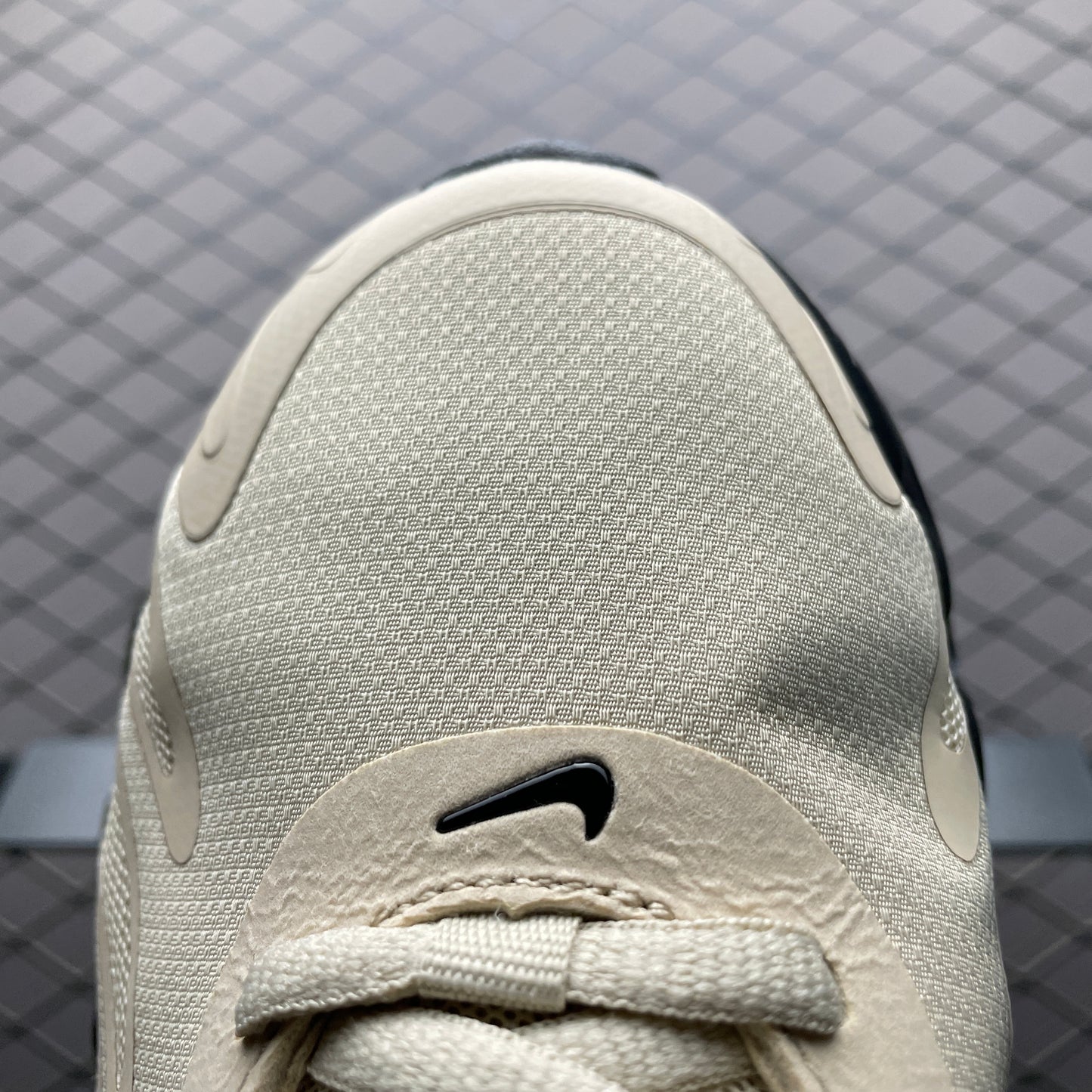 Nike Air Max DN8 “Light British Tan"