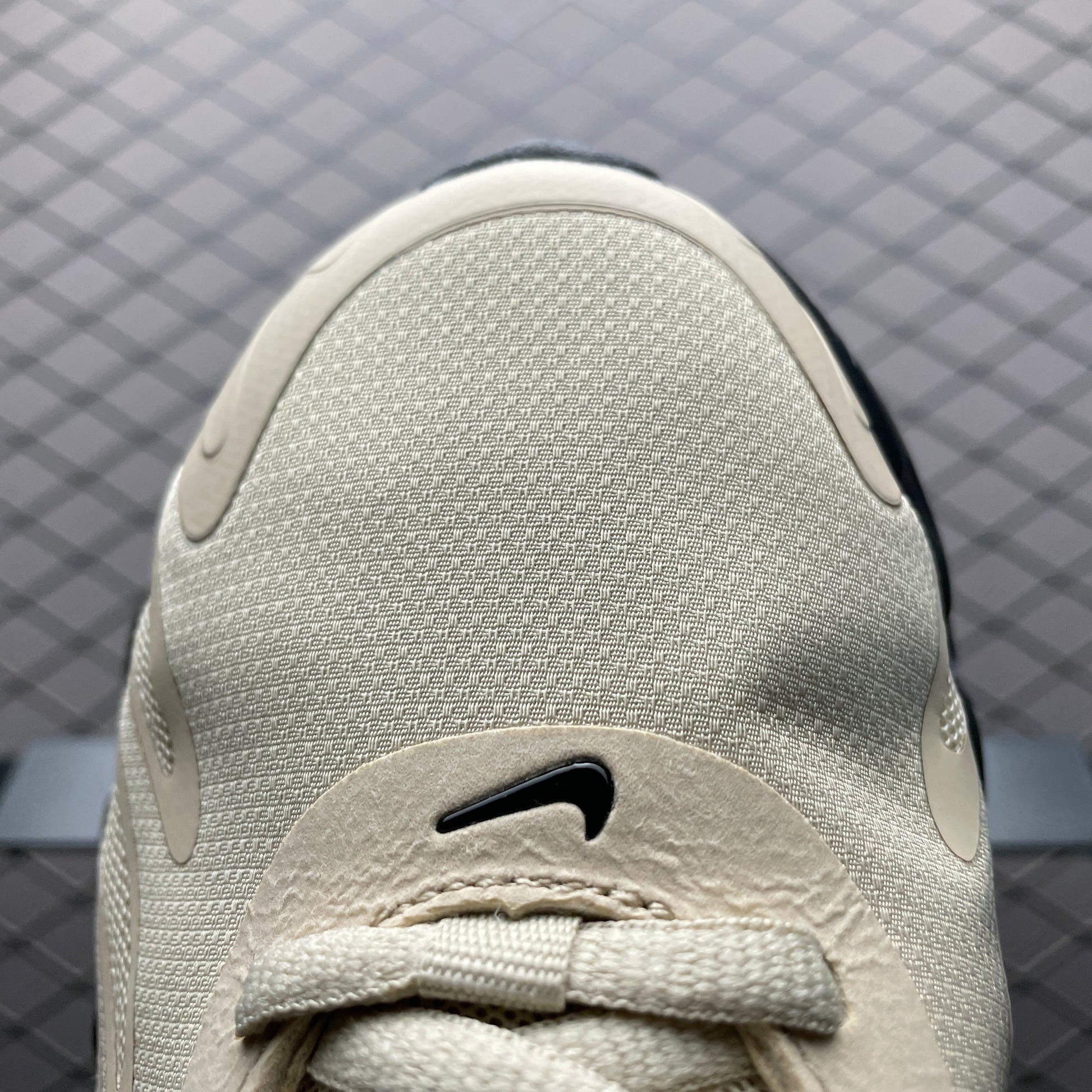 Nike Air Max DN8 “Light British Tan"