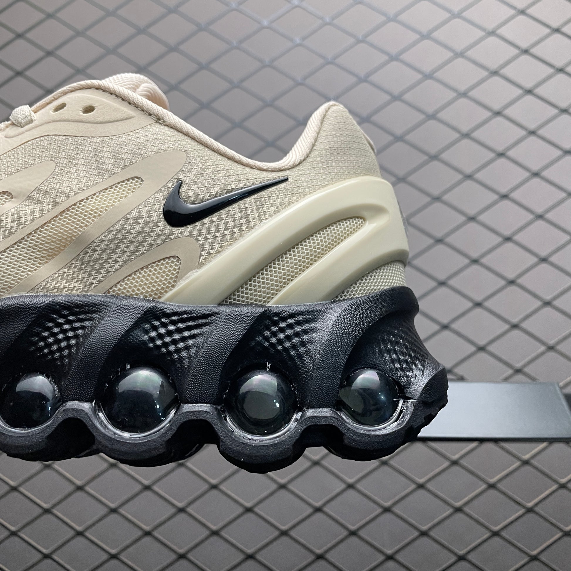 Nike Air Max DN8 “Light British Tan"