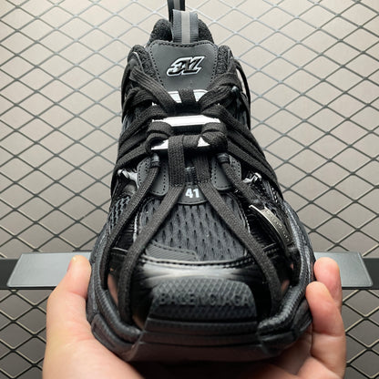 Balenciaga Men's 3xl Extreme Laces B Sneaker in Black