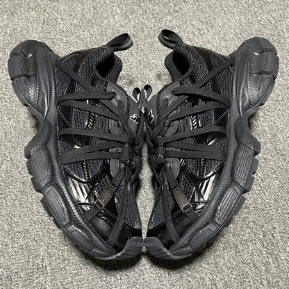 Balenciaga Men's 3xl Extreme Laces B Sneaker in Black