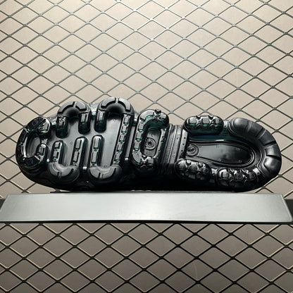 Nike Air Vapormax Flyknit "Triple. Black 2.0"