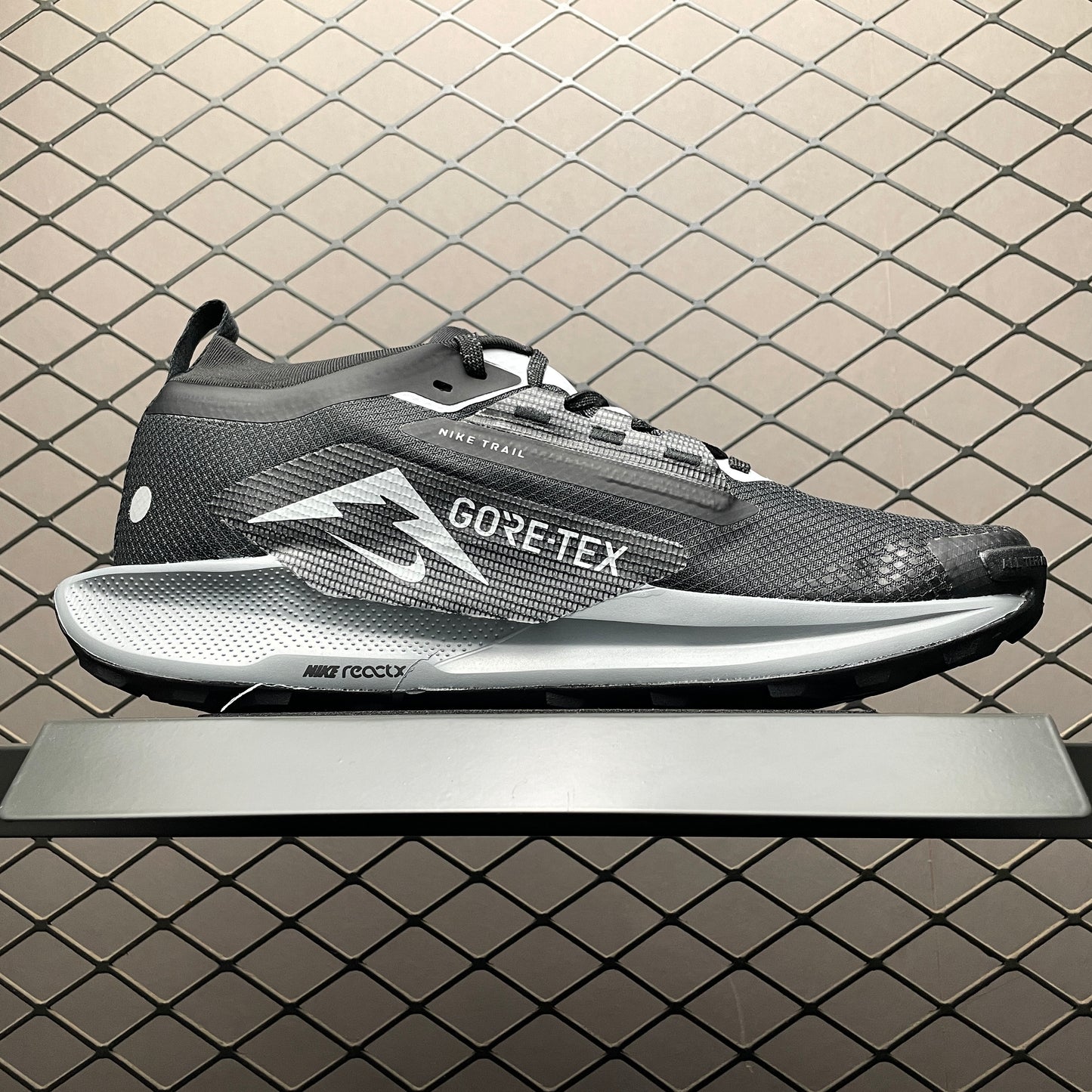 Nike React Pegasus Trail 5 Gore-Tex Black Cool Grey